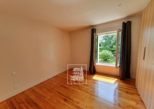 house 6 rooms for rent on FEUCHEROLLES (78810)
