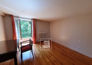 maison 6 pièces en location sur FEUCHEROLLES (78810)