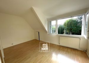 house 7 rooms for rent on CHATOU (78400)