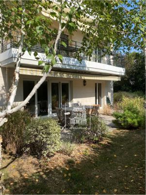 apartment 6 rooms for rent on ST CLOUD (92210)