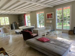 house 7 rooms for rent on LE VESINET (78110)