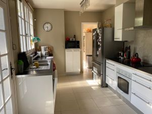 house 7 rooms for rent on LE VESINET (78110)