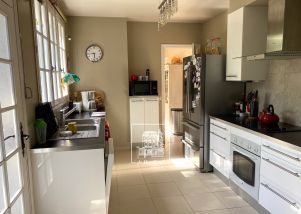 house 7 rooms for rent on LE VESINET (78110)