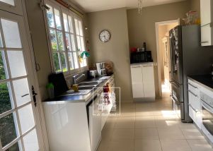 house 7 rooms for rent on LE VESINET (78110)