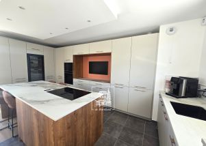 appartement 6 pièces en location sur SURESNES (92150)