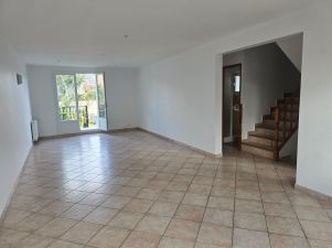 house 6 rooms for rent on MONTESSON (78360)