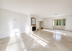 house 9 rooms for rent on GARCHES (92380)