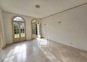 house 9 rooms for rent on GARCHES (92380)