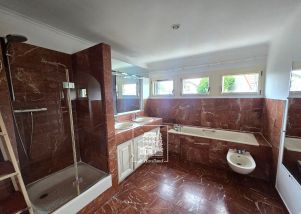 house 9 rooms for rent on GARCHES (92380)