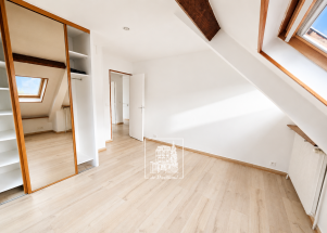 house 9 rooms for rent on GARCHES (92380)