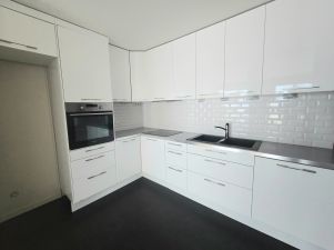 apartment 5 rooms for rent on ST CLOUD (92210)