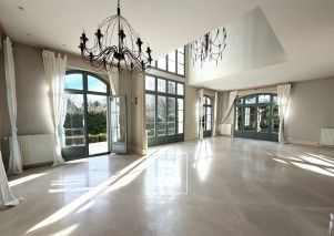 house 8 rooms for rent on CROISSY SUR SEINE (78290)