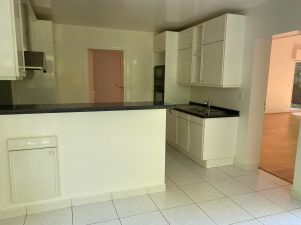 villa 9 rooms for rent on LOUVECIENNES (78430)