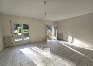 house 7 rooms for rent on ST CLOUD (92210)
