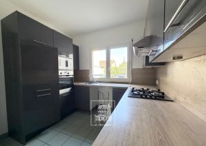 house 7 rooms for rent on ST CLOUD (92210)