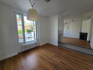 house 7 rooms for rent on LE PECQ (78230)