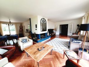 maison 12 pièces en location sur L ETANG LA VILLE (78620)