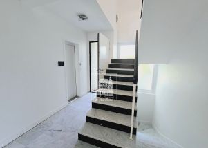 house 7 rooms for rent on LA CELLE ST CLOUD (78170)