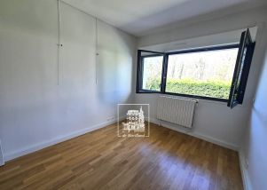 maison 8 pièces en location sur LA CELLE ST CLOUD (78170)