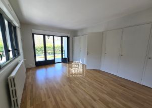 maison 8 pièces en location sur LA CELLE ST CLOUD (78170)