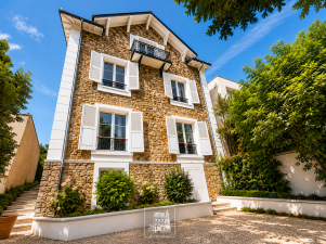 house 10 rooms for rent on SEVRES (92310)