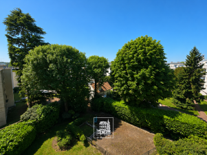 apartment 4 rooms for sale on ST CLOUD (92210)