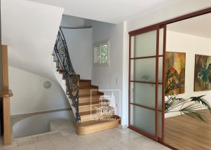 maison 9 pièces en location sur LA CELLE ST CLOUD (78170)