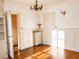 maison 8 pièces en location sur CHATOU (78400)