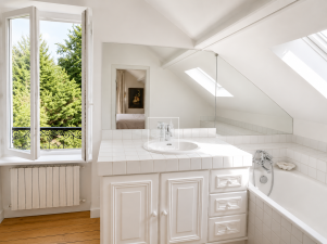 maison 8 pièces en location sur VAUCRESSON (92420)
