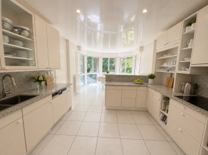house 8 rooms for rent on LOUVECIENNES (78430)