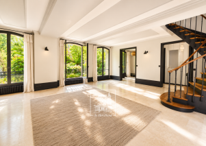 house 9 rooms for rent on NEUILLY SUR SEINE (92200)