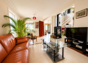 maison 7 pièces en location sur LA CELLE ST CLOUD (78170)