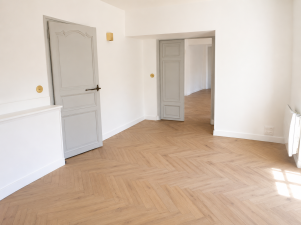 maison 10 pièces en location sur LA CELLE ST CLOUD (78170)