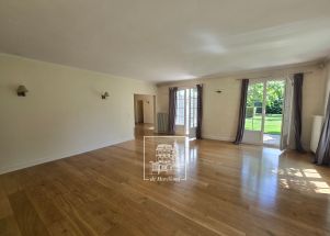 house 8 rooms for rent on MARNES LA COQUETTE (92430)