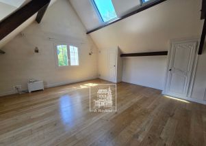 maison 8 pièces en location sur MARNES LA COQUETTE (92430)